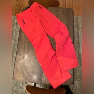 Excellent condition Kjus women’s ski pant. Size medium.